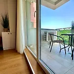 Vista Apartment